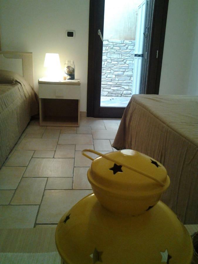 Casa Asia Residence Barrettini La Maddalena  Buitenkant foto